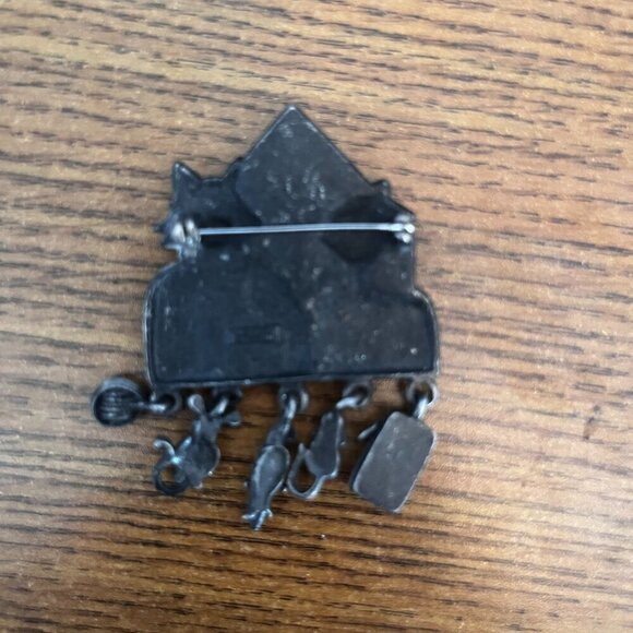 American Gothic Cat Brooch - Picture 3 of 4